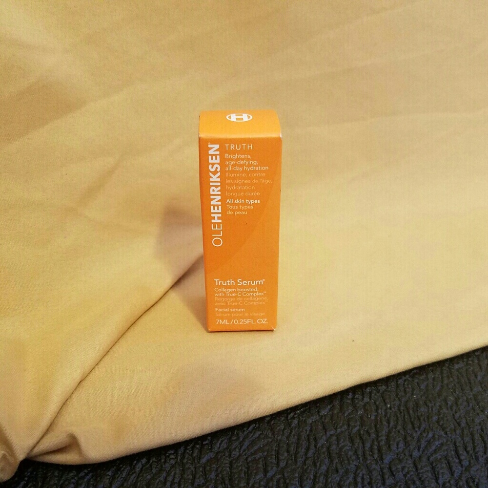 BNIB Olehenriksen TRUTH Serum travel size